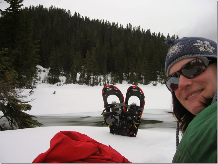 Mowich Lake Mt Rainier in winter picnic